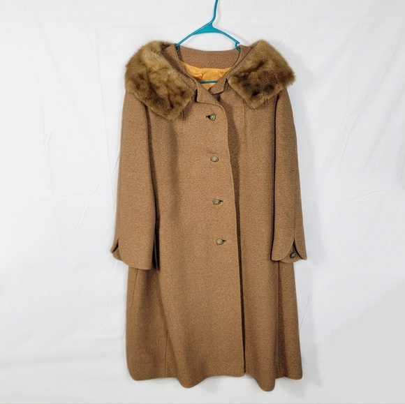 Vintage 1950s Camel Wool Swing Coat w/ Fur Collar - Picture 1 of 12